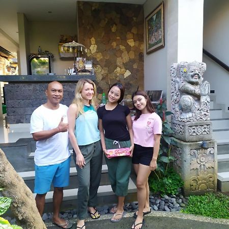 Threewin Homestay Ubud  Exterior photo