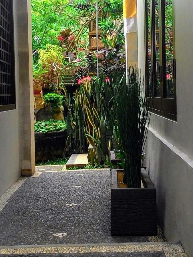 Threewin Homestay Ubud  Exterior photo