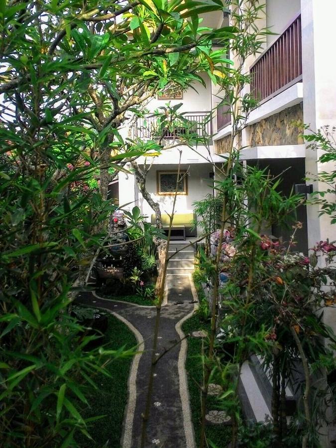 Threewin Homestay Ubud  Exterior photo
